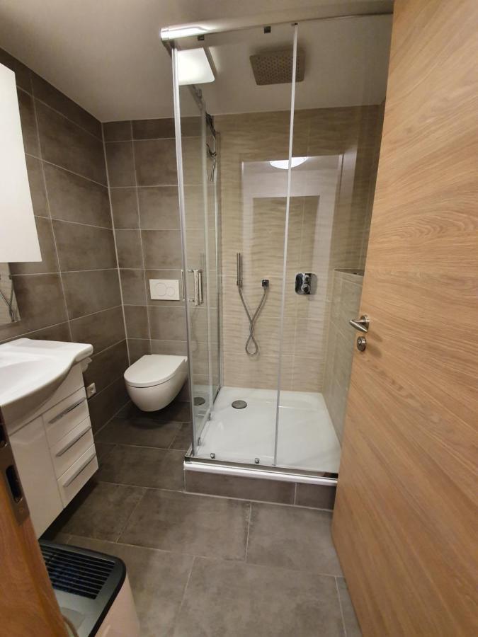 Workers Heaven Monteur - Arbeiter Zimmer Lörrach Стая снимка